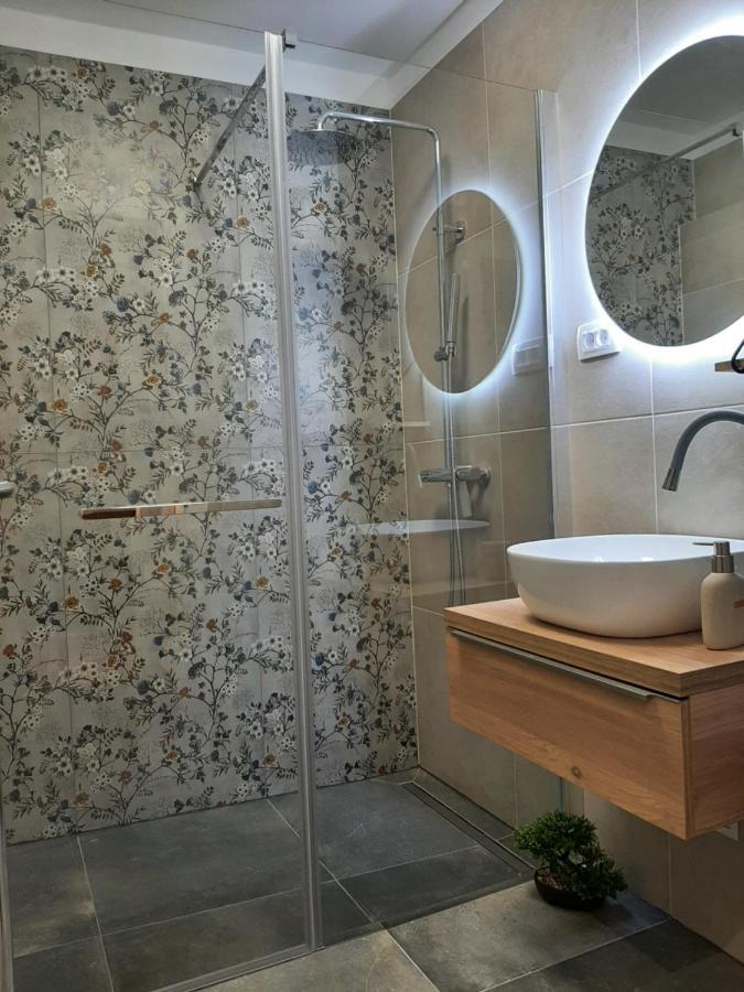 Qr Apartment For Family, Couples, And Friends Stay In Rijeka Exterior foto